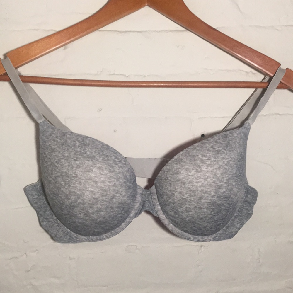 PINK V.S. Grey Slight Push-up Bra